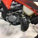 Protector de pipa de carbono Ktm-Husqvarna 150cc  2020 - 2025  MAX COBERTURA / P3 CARBON