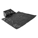 Bolso Fox Utility Changing Mat 27364-001-OS abierto como lona de piso para cambiarse